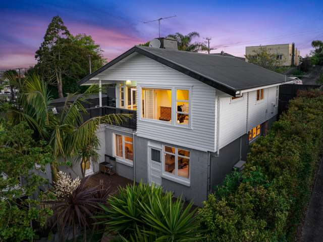 6 Eastglen Road Glen Eden_1