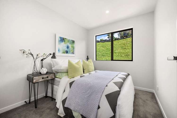 56 Ara Taha Crescent Orewa_13