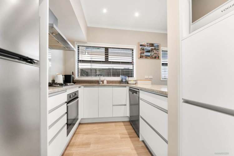 6 Teal Way Hobsonville_5