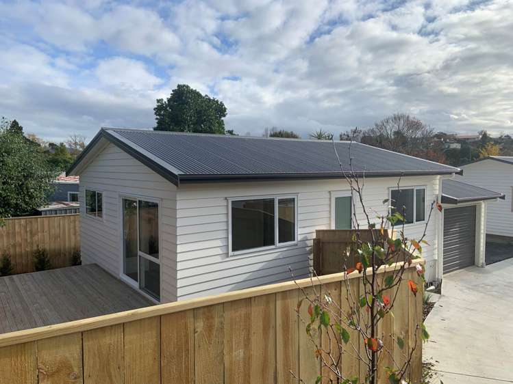 16a Chilcott Road Henderson_7