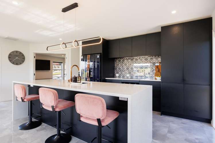 37 Vaucluse Heights Fitzherbert_5