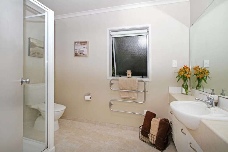 19 Totara Views Drive Red Beach_11