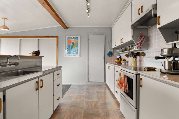 43 Harrington Street Port Chalmers_9