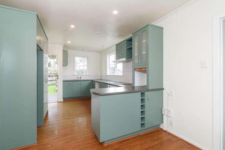 38 Buscomb Avenue Henderson_5