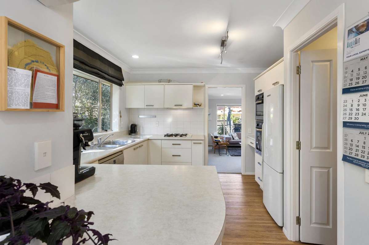 12 Kentia Way_2