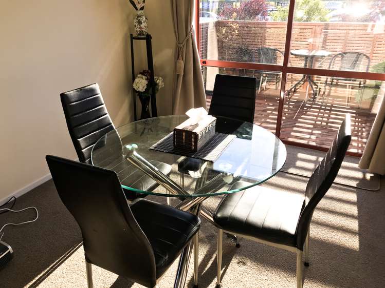 122unit Kenny Street Waihi_10