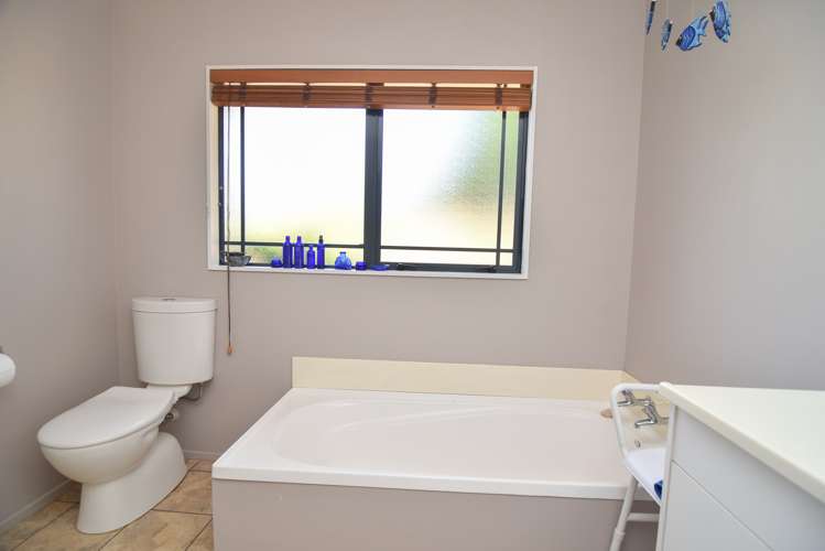 149 Lincoln Road Carterton_15