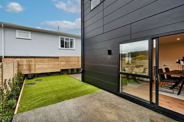 1/24 Bull Avenue Wainuiomata_11