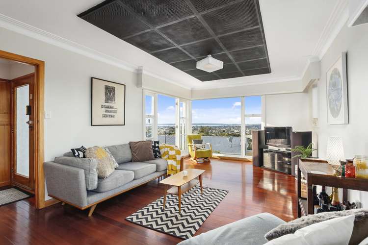 8 Fairmount Road Titirangi_3