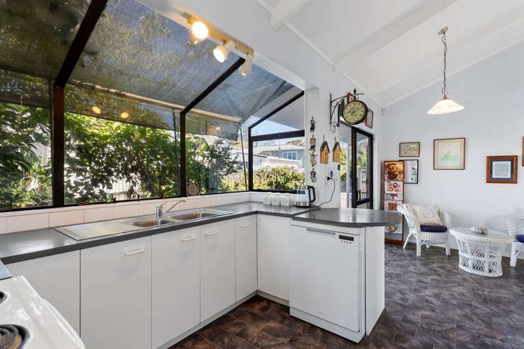 2/31 Glenview Road Glen Eden_6