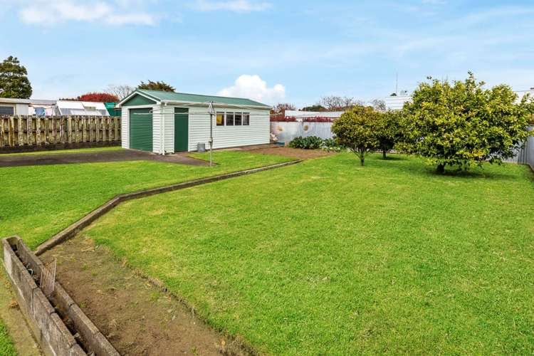 32 Clifton Drive Waitara_14