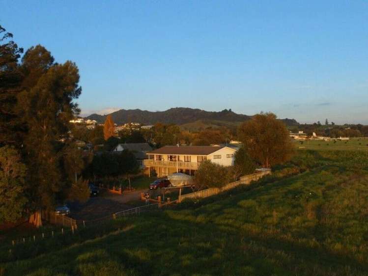 119 Lowe Avenue Thames_30