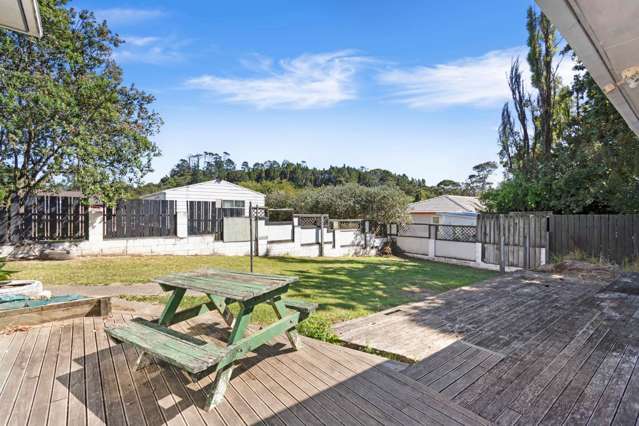 571 Swanson Road Ranui_3