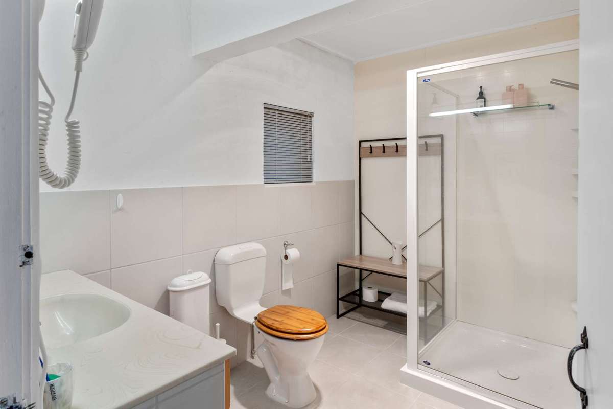 636 Stanley Road_5