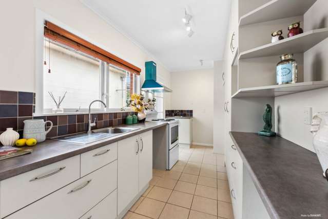 4/32a Fairview Road Mount Eden_3