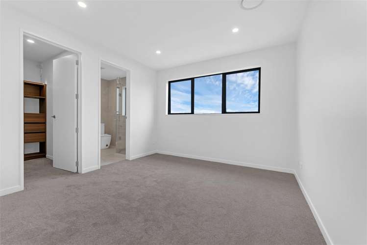 4 Hutukawa Drive Beachlands_36