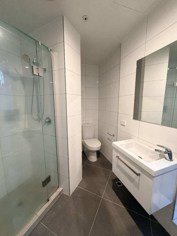 101/8-10 Whittaker Place 10015_5