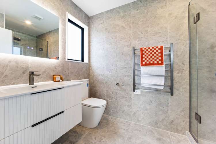 37 Whiteywood Street Westgate_12