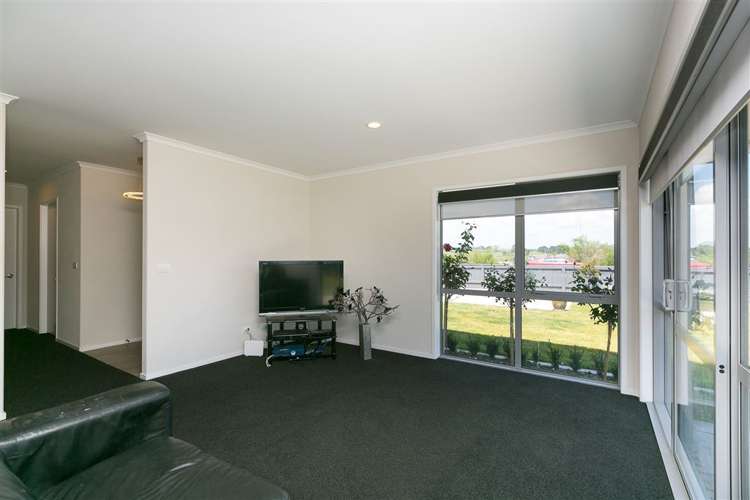 126 Pohutukawa Place Waiwhakaiho_15
