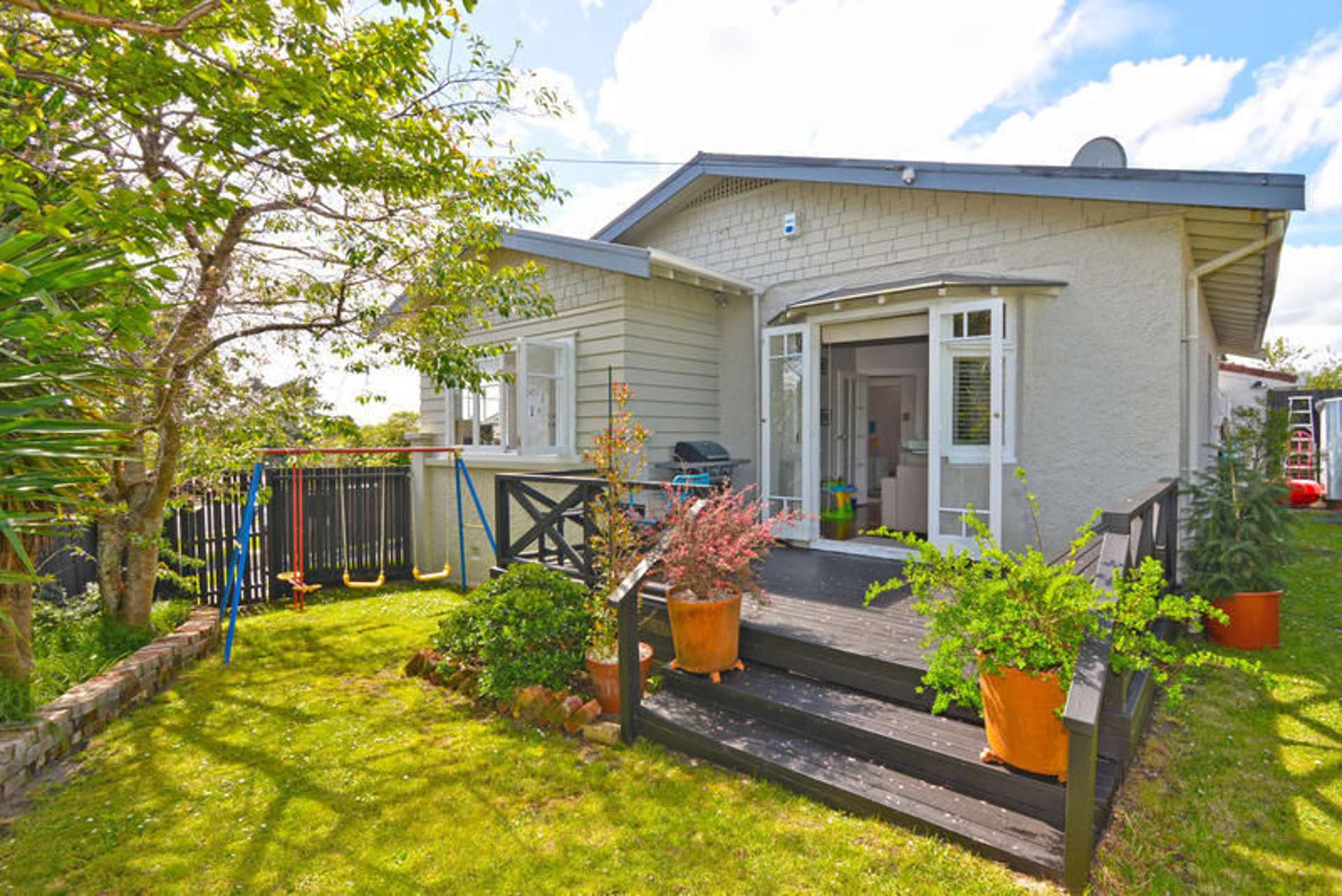 1/6 Craigbank Avenue New Lynn_0