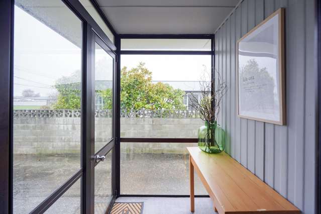 86 Edinburgh Crescent Waikiwi_1