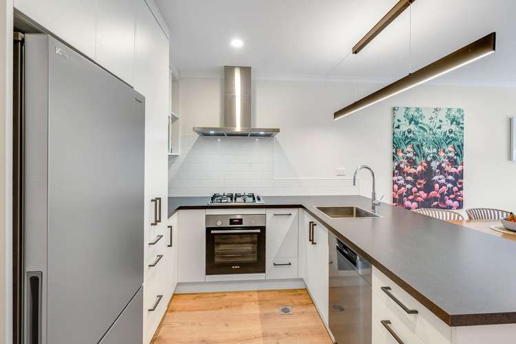 1/6 Walsh Street Forest Lake_1