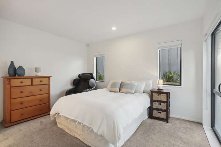 3 Claywest Place Glen Eden_13