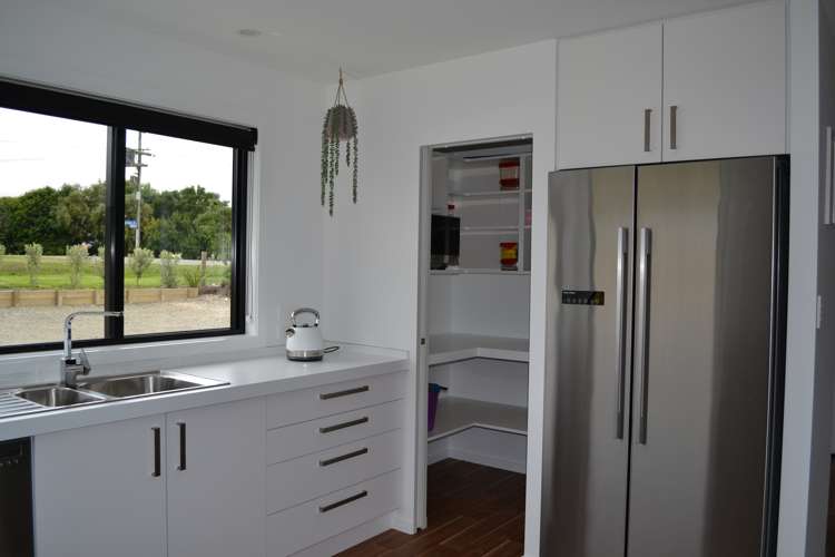 12b Sussex Street Weston_9