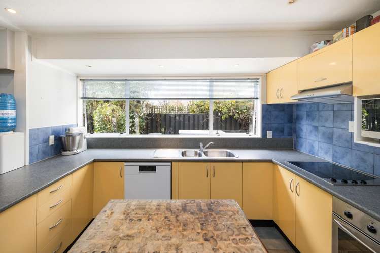 6 Truscott Grove_3