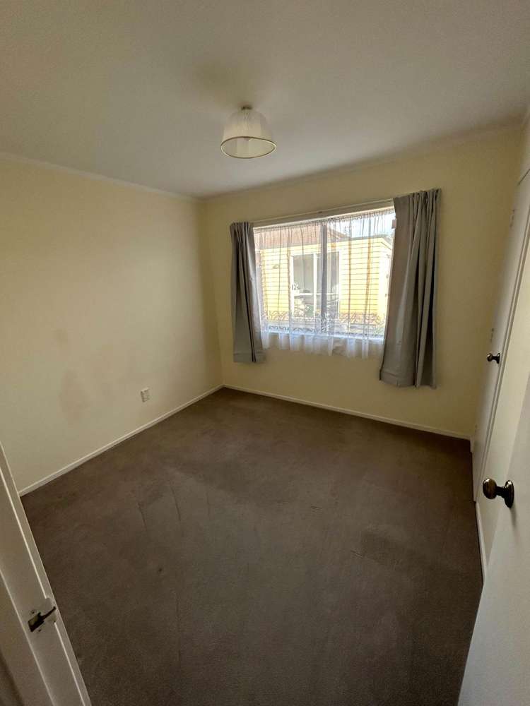 94 Dalwhinnie Parade Highland Park_11