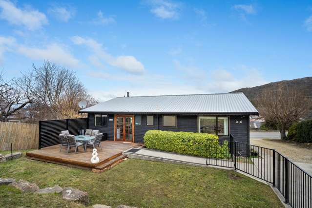 THE BLACK COTTAGE