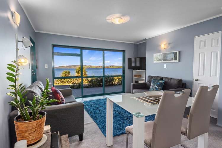 184 Beach Road Onerahi_19