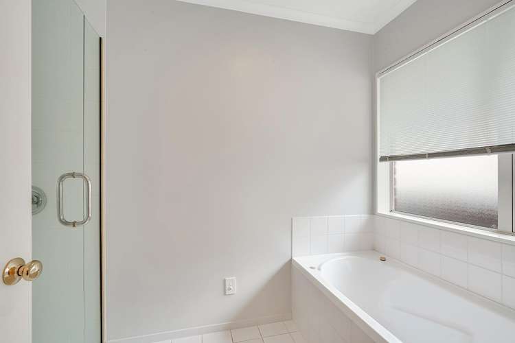 9 Aloma Way Glenview_18