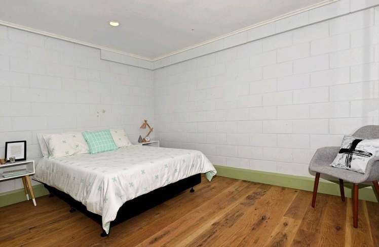 214 Golf Road Titirangi_15