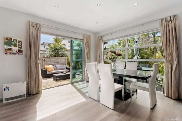 16 Hazel Glen Bayview_7