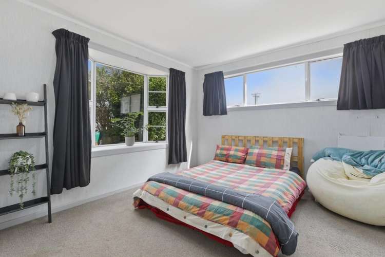 60 Tukapa Street Westown_18