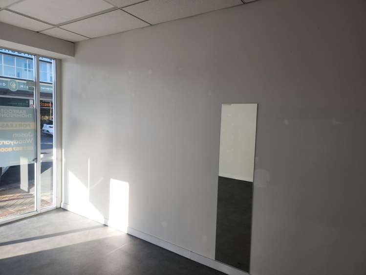 127 King Street Pukekohe_4