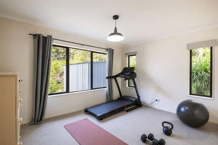 16 Rakau Views Orewa_15