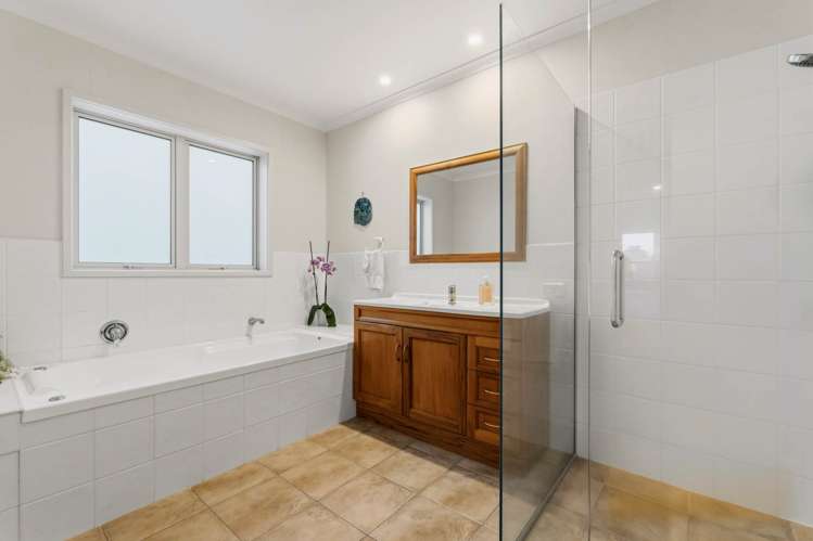 6 Montego Drive Papamoa Beach_16