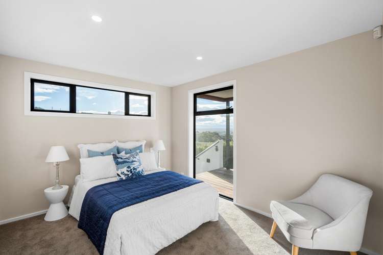 1/164 Soleares Avenue Mount Pleasant_24