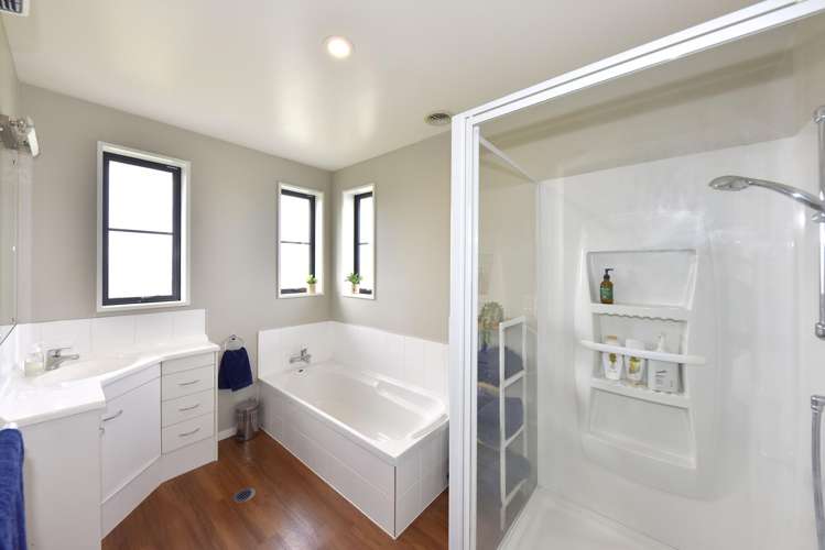 37 Mcmahon Drive Aidanfield_18