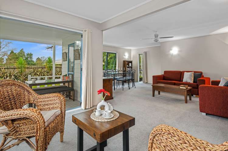 69c Robinson Avenue Holdens Bay_2