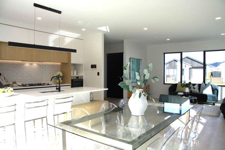 14 Matahae Crescent Wainui_7