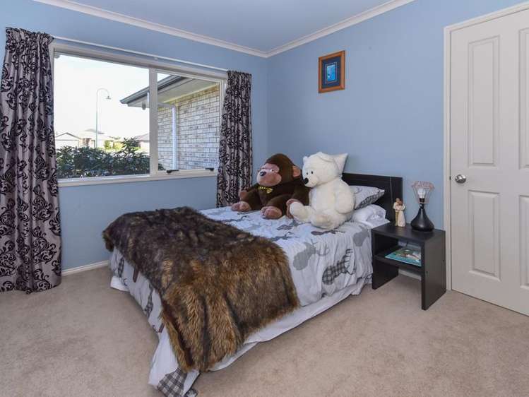 9 Brechin Place Wattle Downs_9