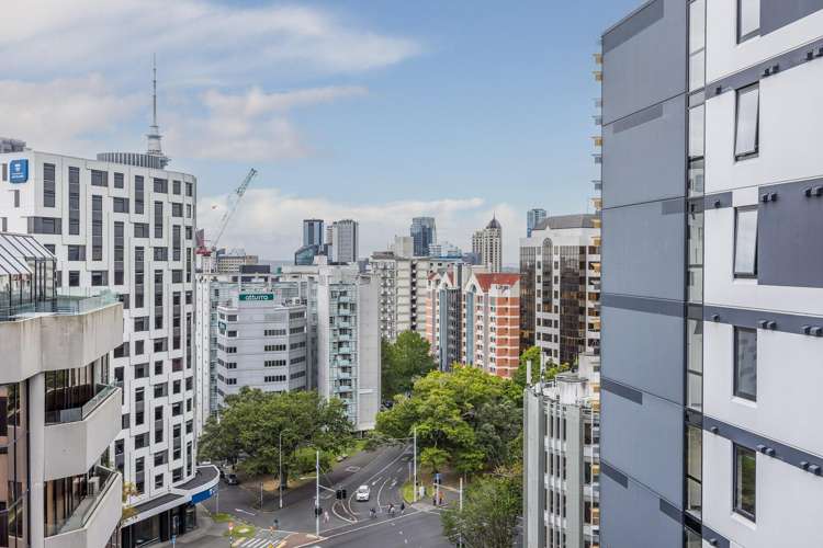 15H/3 Whitaker Place Auckland Central_7