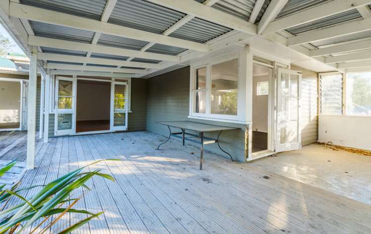 11 Maybelle Place Kelston_6