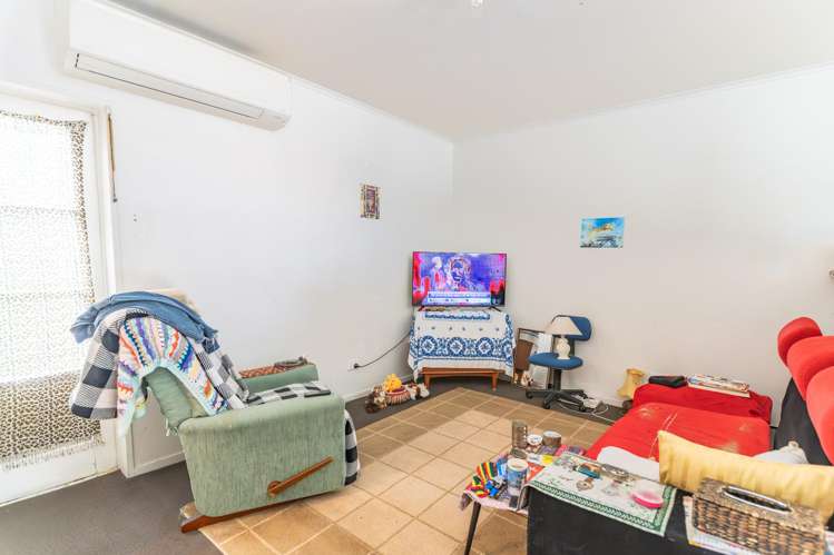 24 Eason Street Victoria_36