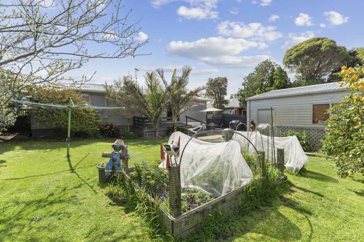 6 Robert Grove Paraparaumu_10