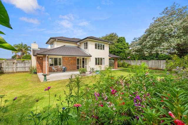 YOUR OWN OASIS IN KARAKA HARBOURSIDE