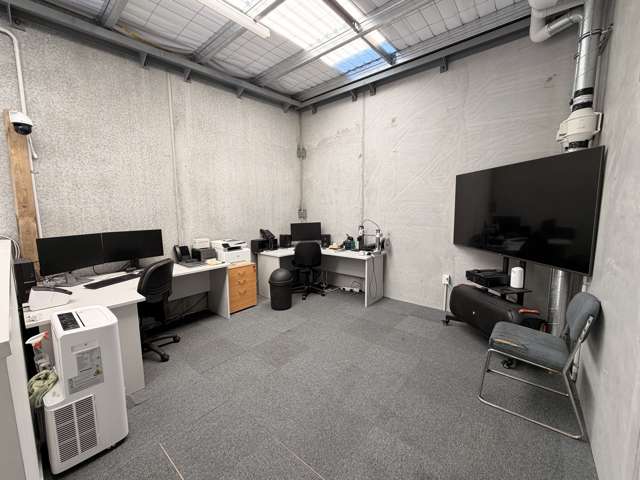 34/7 Tunnel Grove Gracefield_2